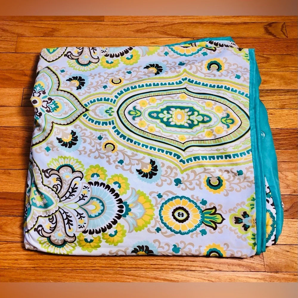 Intelligent Design Ellie Full/Queen Duvet Cover Reversible Turquoise Floral Meda